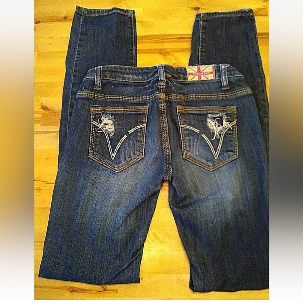 Machine Nouvelle Mode
Skinny Jeans Blue Stretch
Distressed Juniors 3 (27X31)
